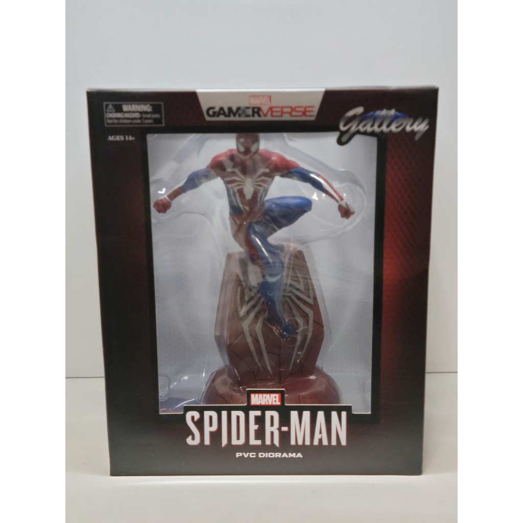 Diamond Select Toys Gallery Diorama Statue Spiderman PS4
