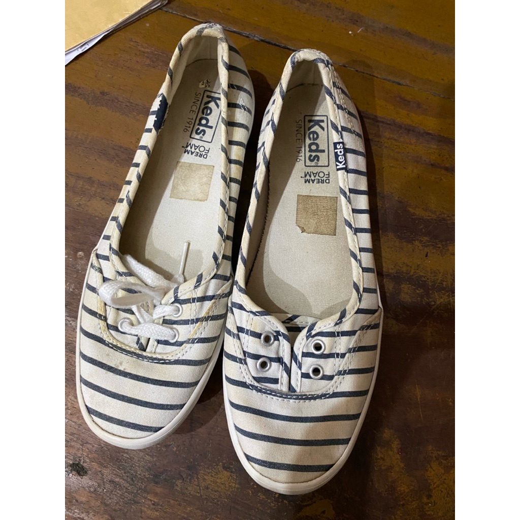 preloved sepatu keds original size 37