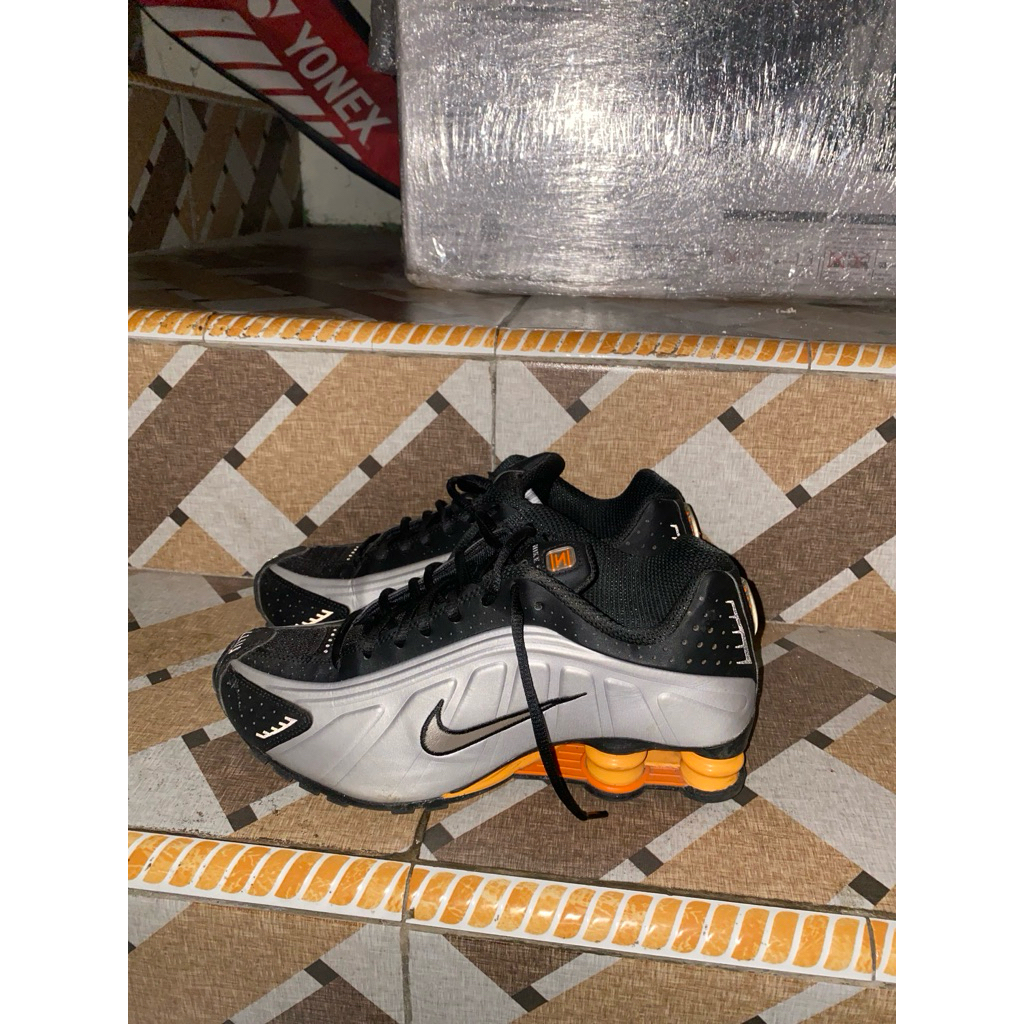 Nike Shox