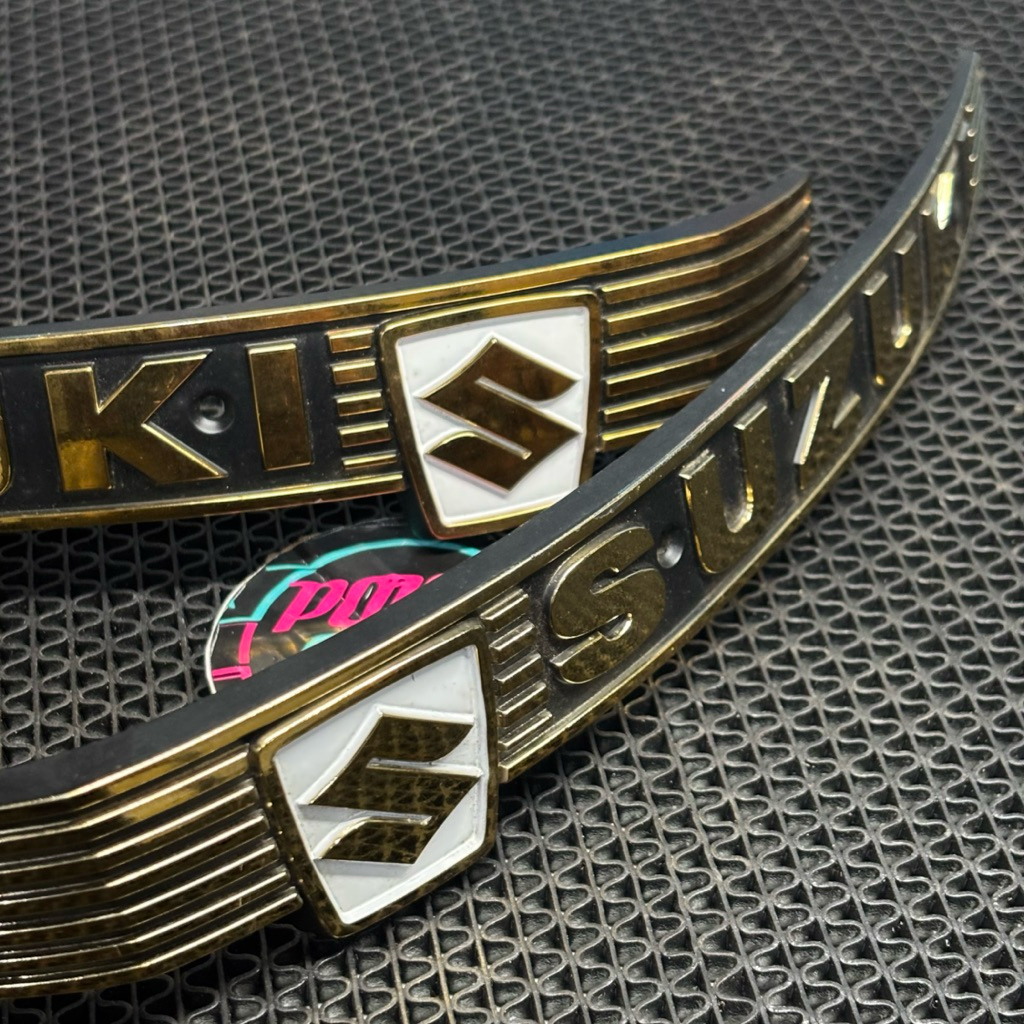 EMBLEM BODY TANGKI FR80 FR 80 CDI FAMILY DELUXE SGP JAPAN