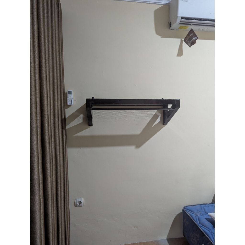 custom Rak dinding tempat tas & gantungan baju