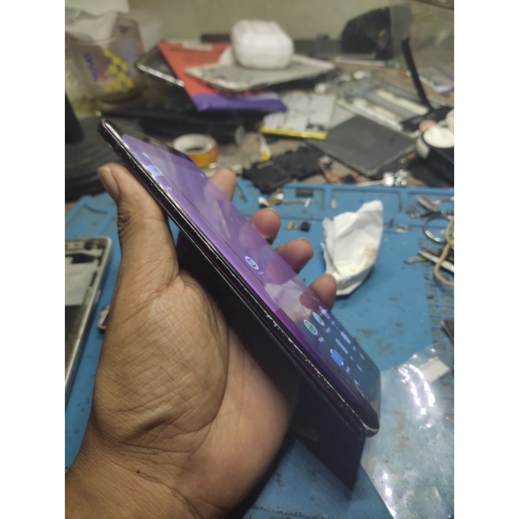 sony xz 3 au  ram 4/64