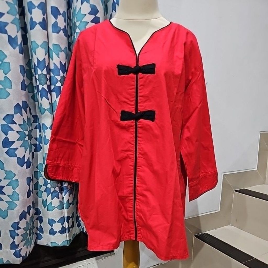 Atasan Cheongsam Merah Jumbo uk. XXL, LD 120 cm.
