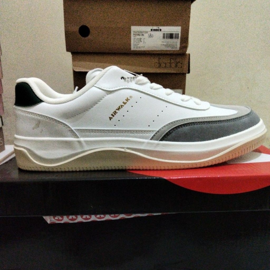 Sport station Sneakers Airwalk Dusk size 43