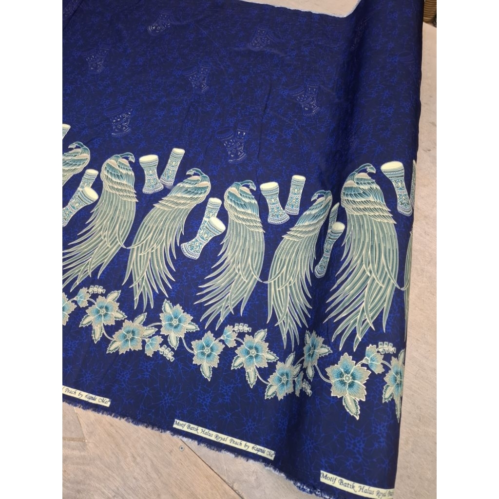 NEW DESAING BATIK MOTIF PAPUA SEMI SUTRA LEGENDA, BAHAN BATIK HALUS ADEM MOTIF PAPUA TERBARU, KAIN B