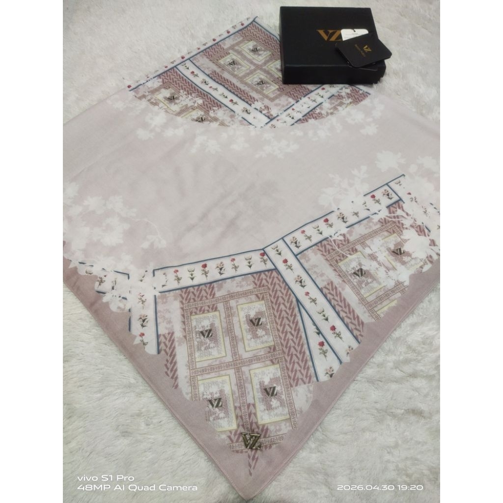 Vivi zubedi scarf preloved