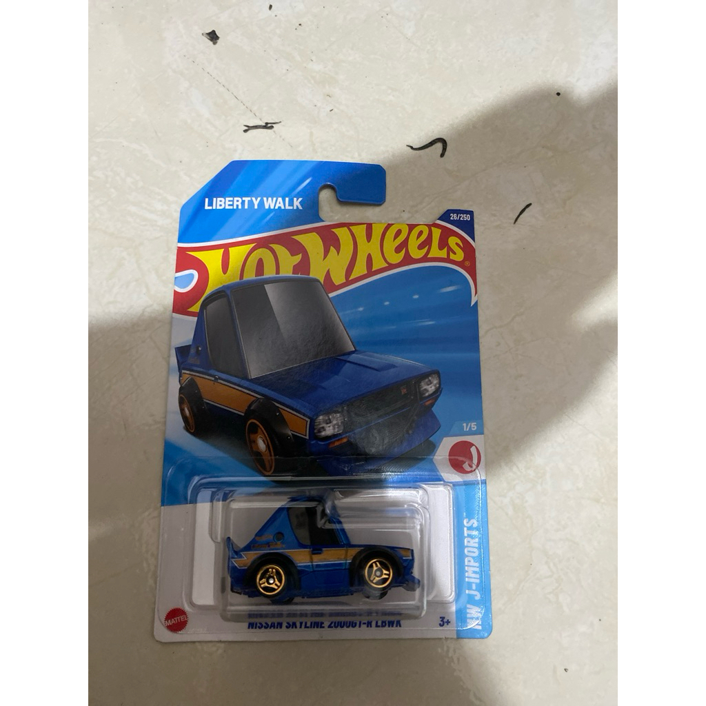 hotwheels nissan skyline 2000 gt lbwk