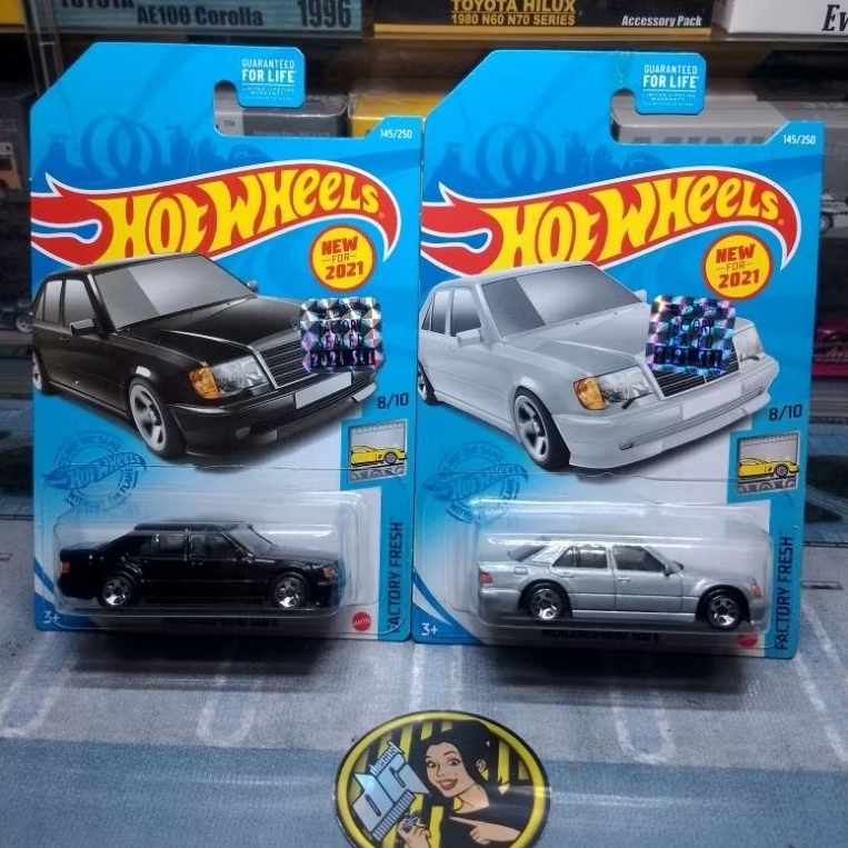 HOTWHEELS - MERCEDES BENZ 500E SET HITAM & SILVER (FACTORY SEALED 2021)