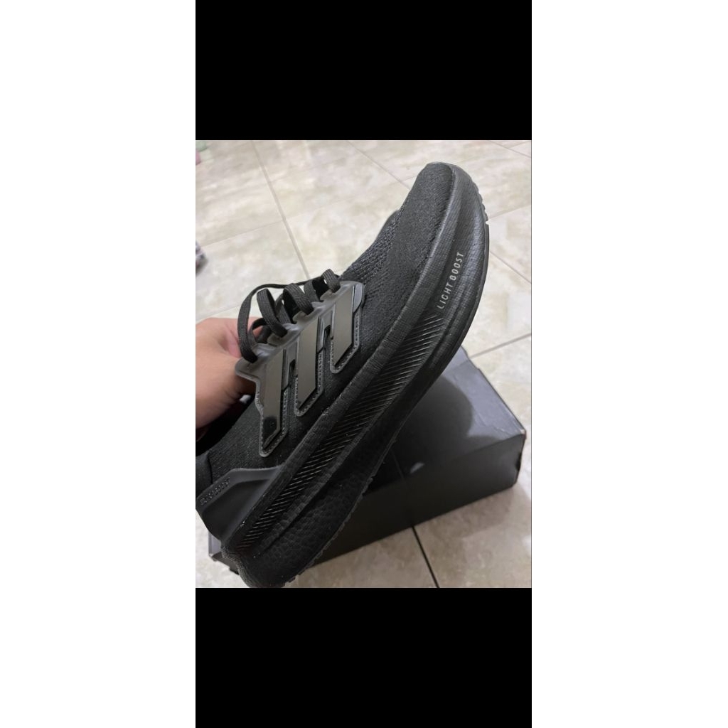 Adidas Black Ultraboost 5 Triple Black Preloved