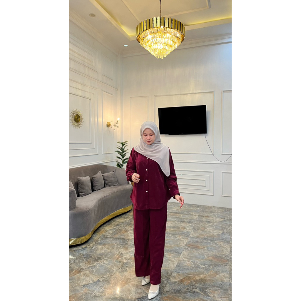 AGHNIA ONE SET