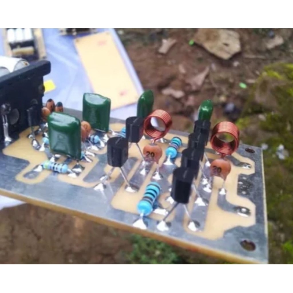 pemancar fm 0.5 Watt 87-65 MHz  brik fm