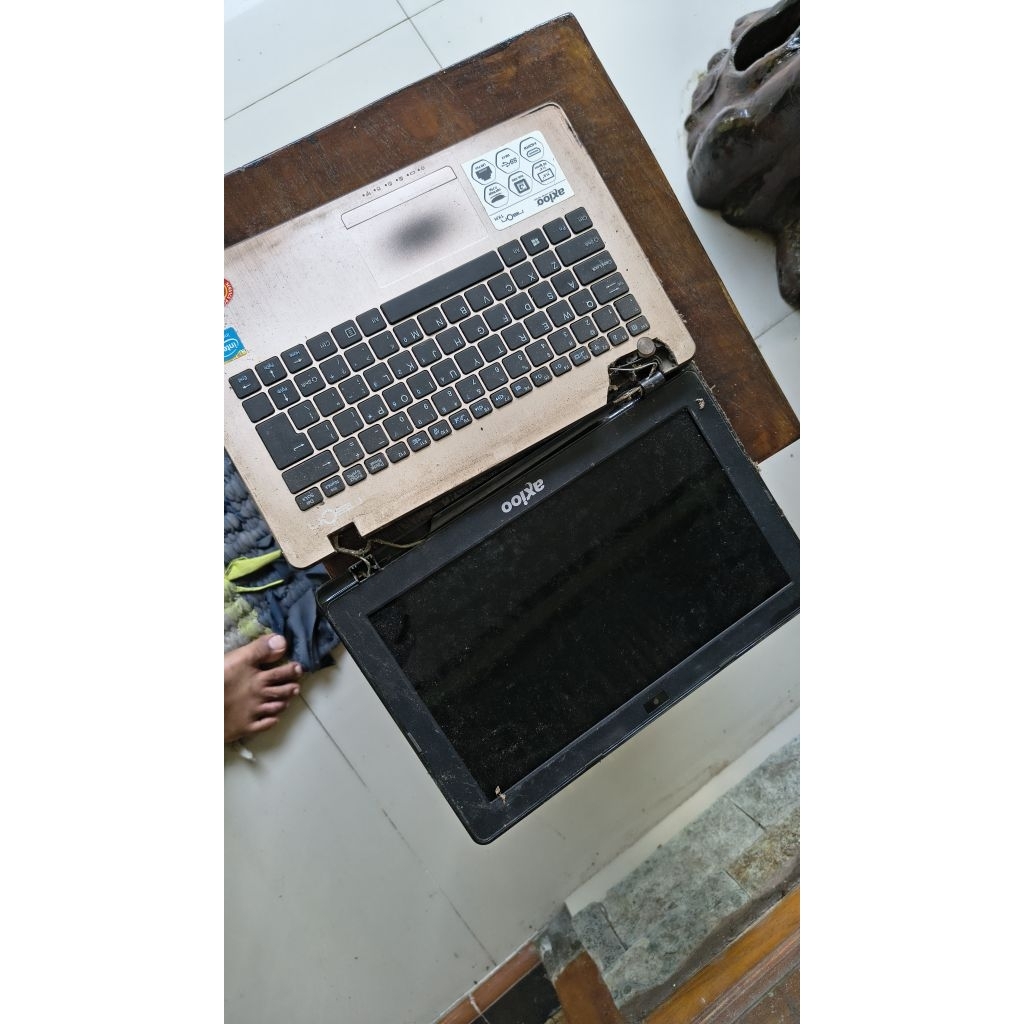 laptop bekas off rusak mati total