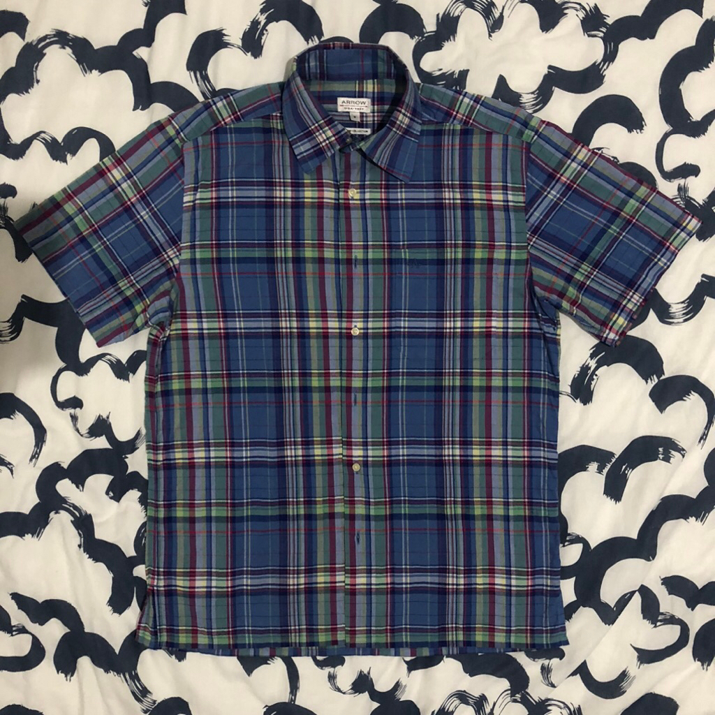 Kemeja Arrow Motif Kotak Biru