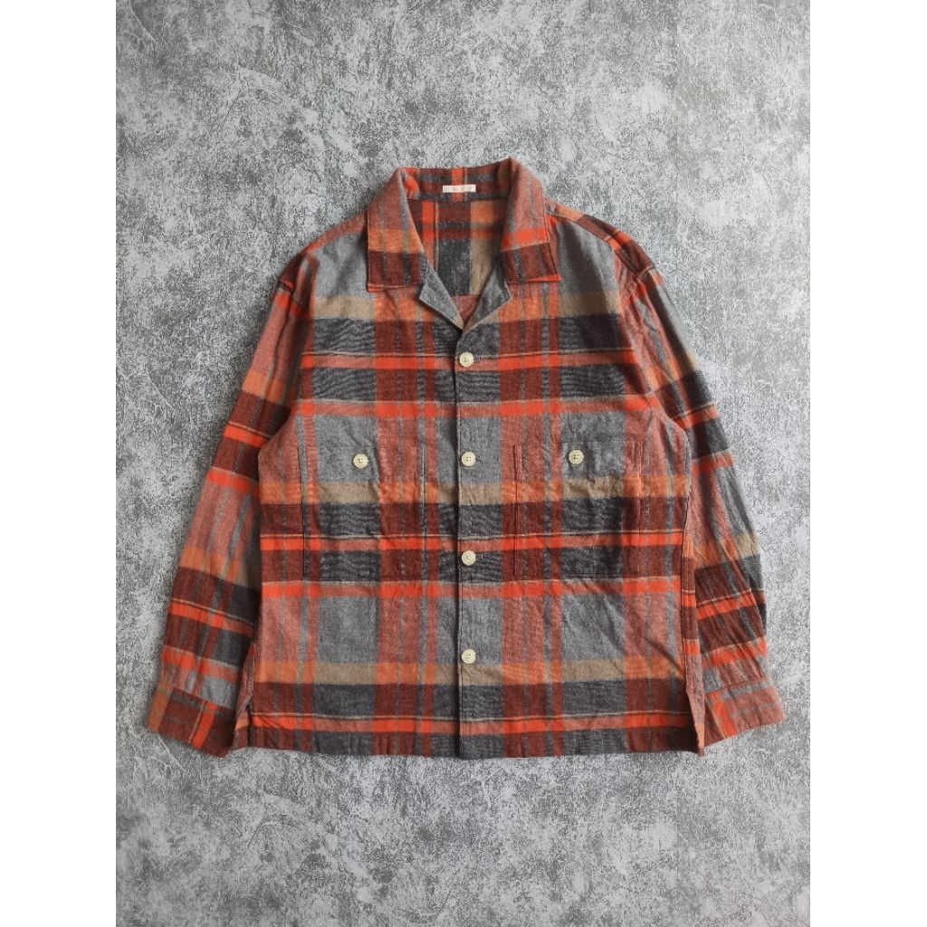 GU Open collar Flannel Shirt