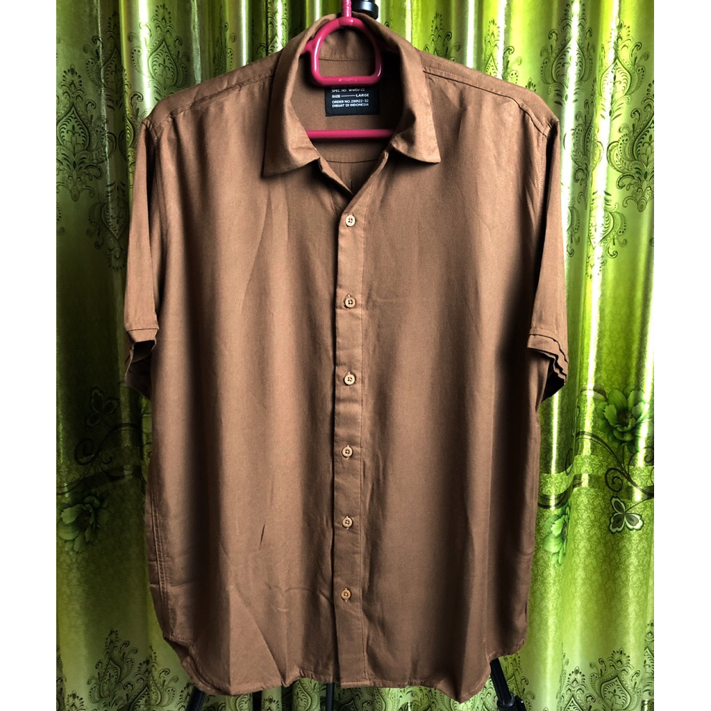 Kemeja Coklat Original Erigo Dark Brown Lengan Pendek Rayon Unisex kemeja coklat lengan pendek kemej