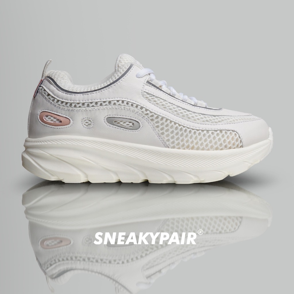 SNEAKYPAIR Windrun Active White Sepatu Wanita Sneakers Shoes