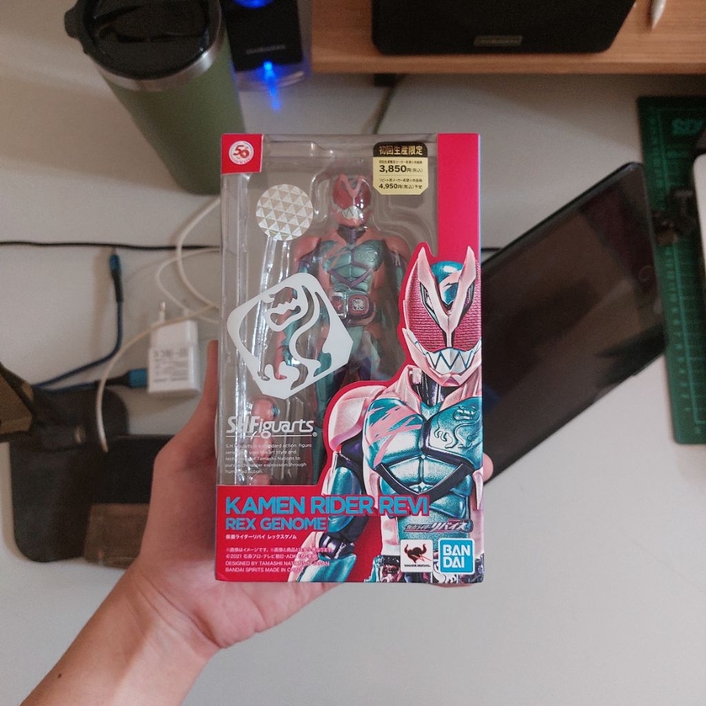 SHF KAMEN RIDER REVI REX GENOME
