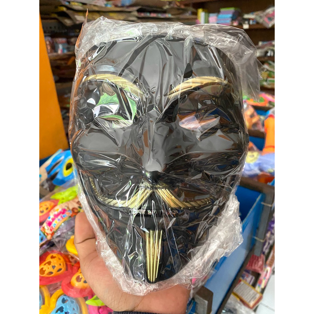 Topeng Hacker Anonymous Vendeta Hitam