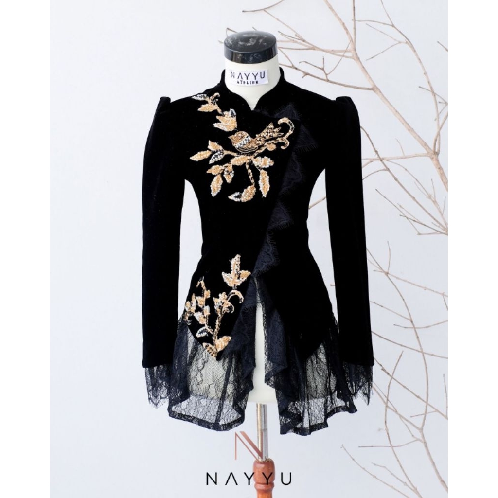 PO Kebaya Bludru Payet Tempel Brokat Burung