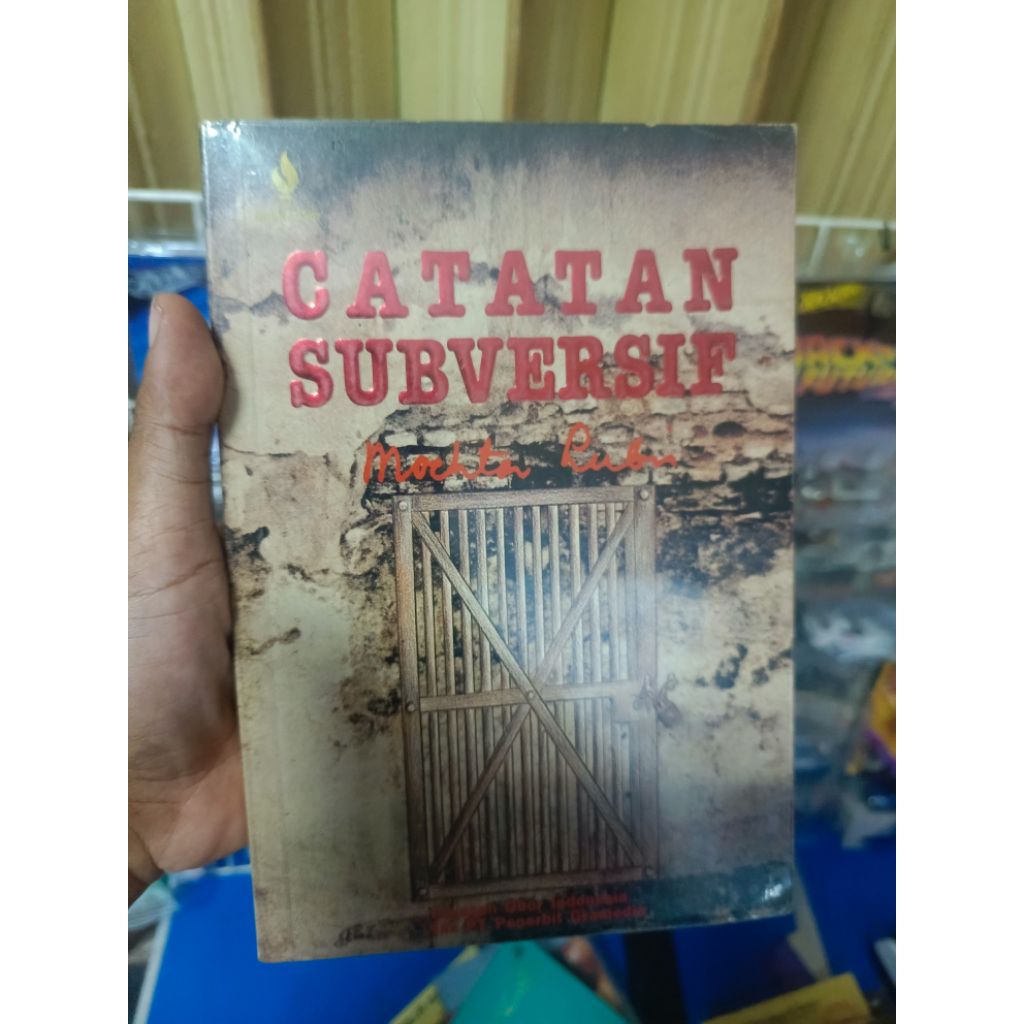 catatan subversif mochtar Lubis