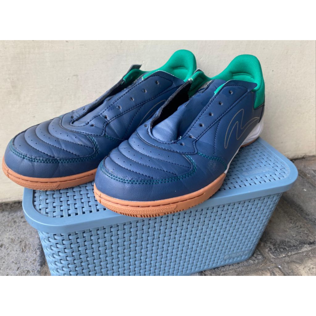 Sepatu Futsal Specs Metasala