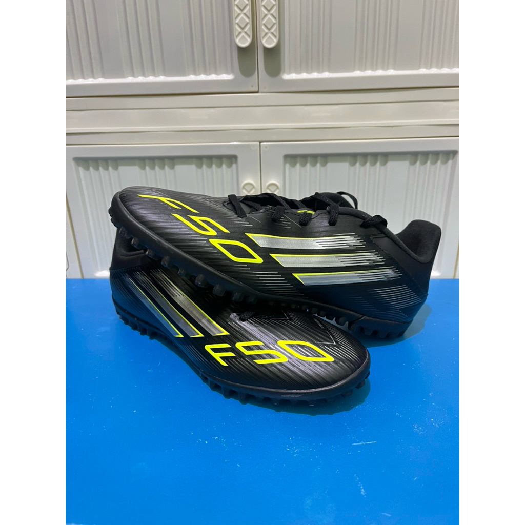 Adidas F50 Turf Club