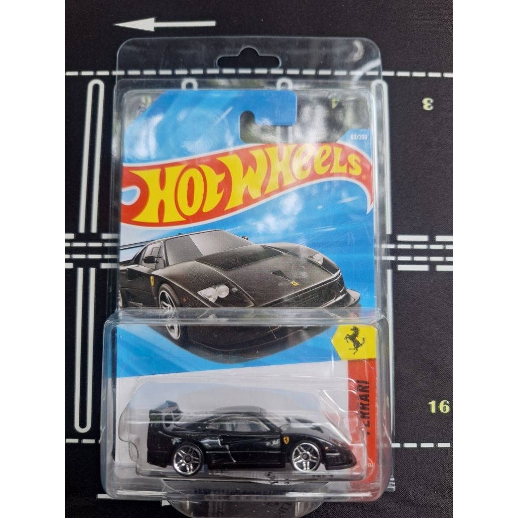 HOT WHEELS FERARRI F40