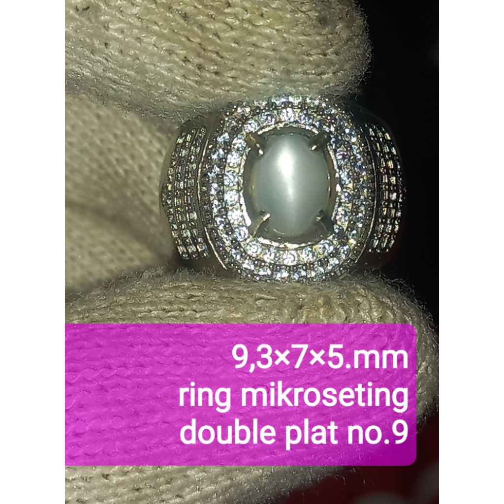 natural moonstone cat eye