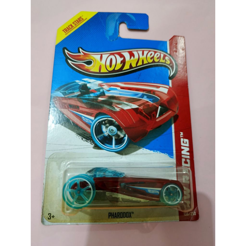 HOTWHEELS PHARODOX RED