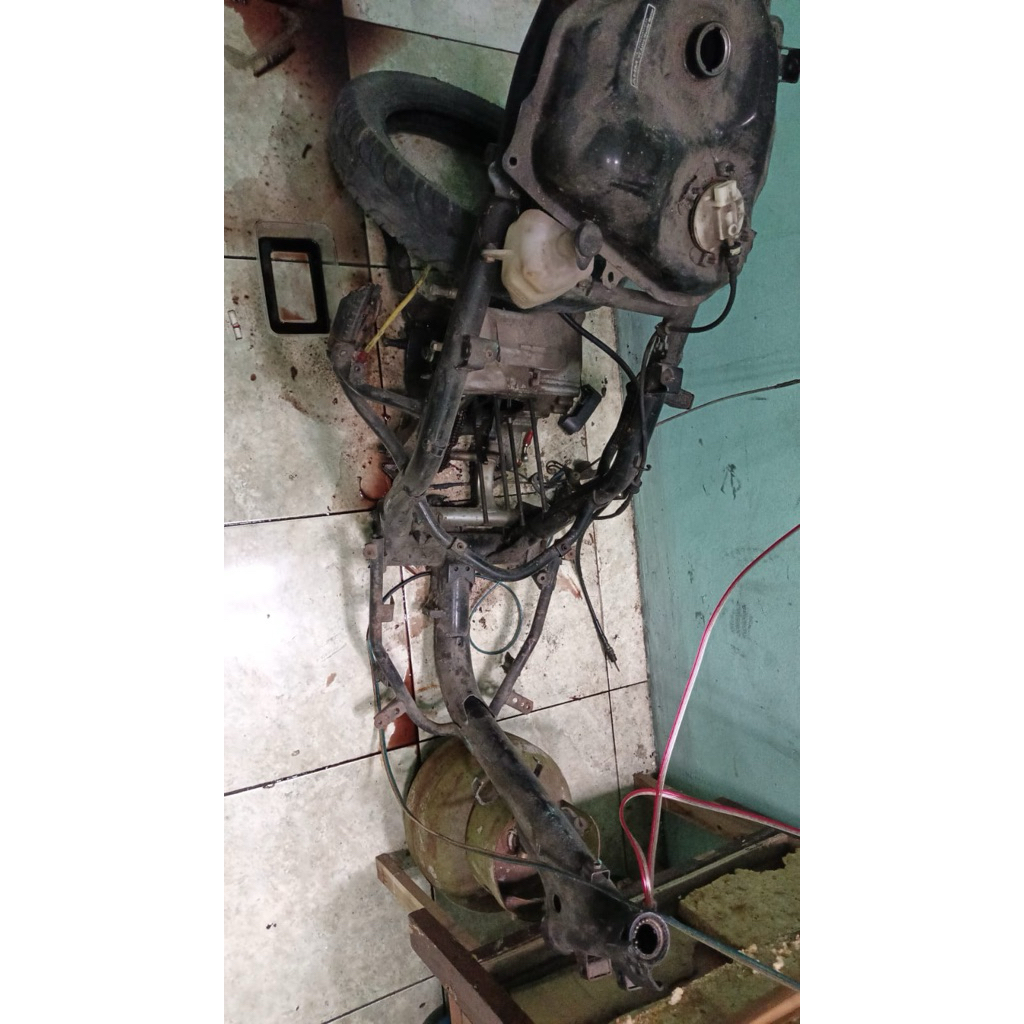 RANGKA MOTOR KZR VARIO 125 OLD – BEKAS ORIGINAL