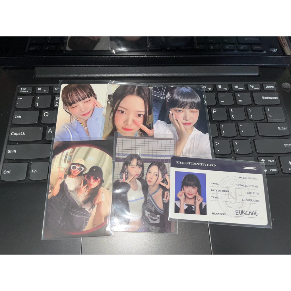 Official Photocard Le_Sserafim