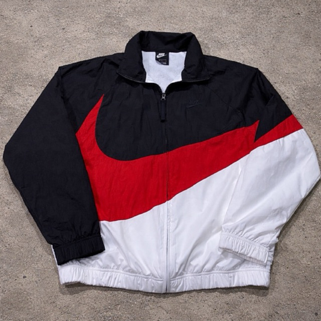 Jaket Nike Bigswoosh