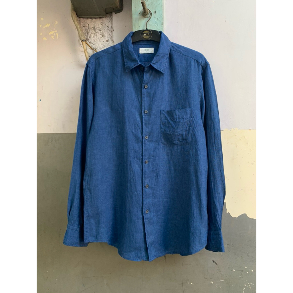 kemeja Uniklo linen polos pria lengan panjang preloved