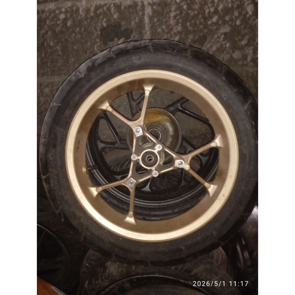 Velg Yamaha Aerox original mulusss