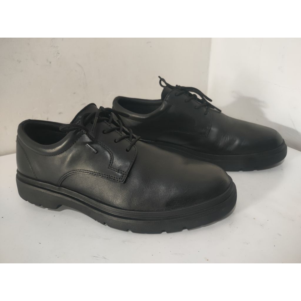Sepatu Formal Pdh Kulit Lembut Geox, Size 40