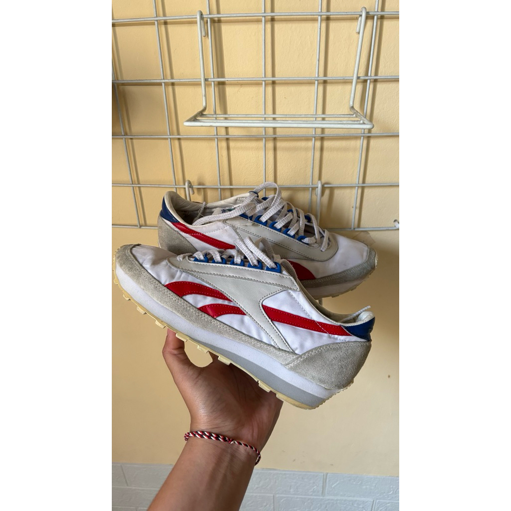 reebok aztec