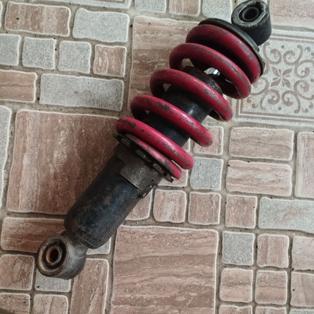 MONOSHOCK SATRIA 2TAK HIU/LUMBA