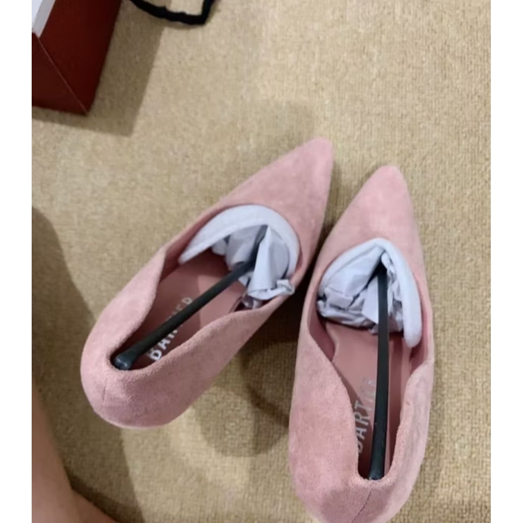 Preloved sepatu brand Bartier