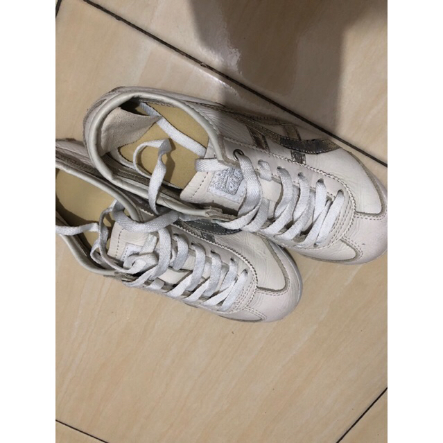 preloved onitsuka mirror