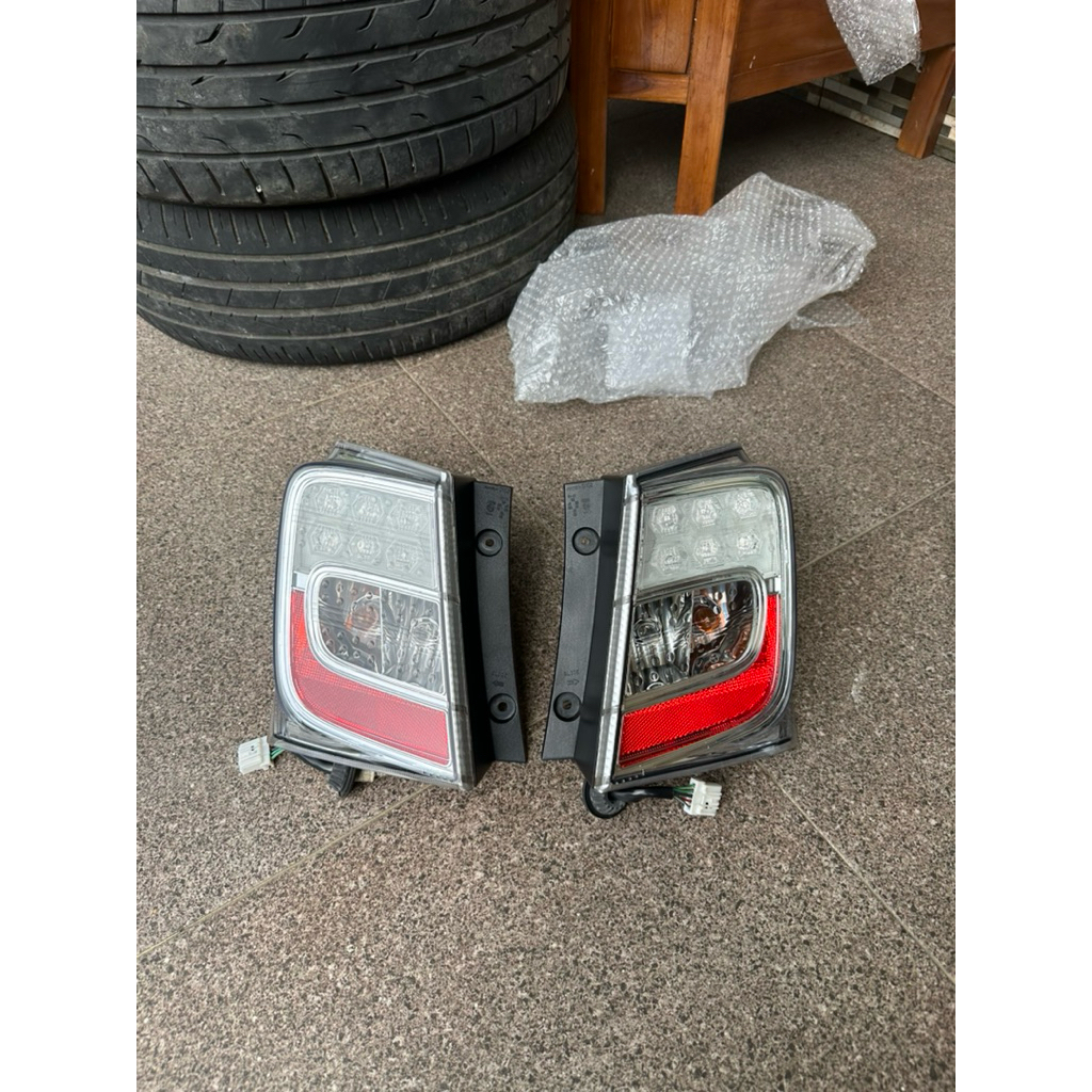 Stoplamp Freed Hybrid bluelens