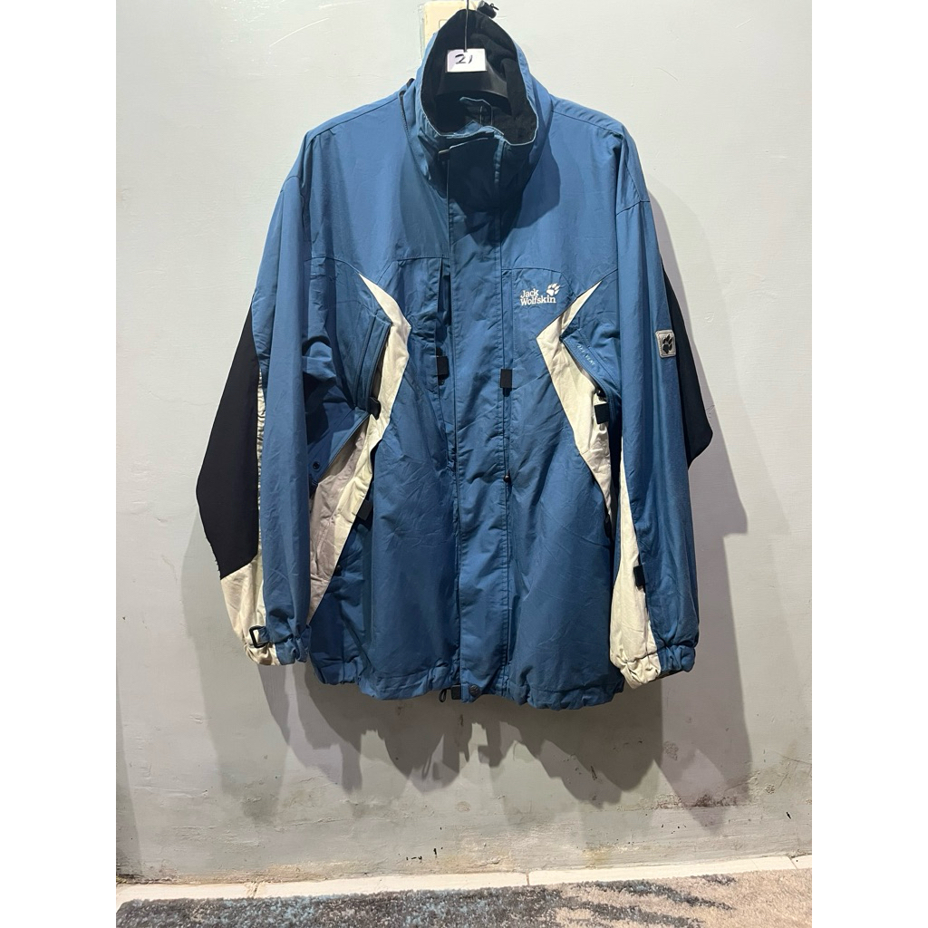 JWS jaket unisex