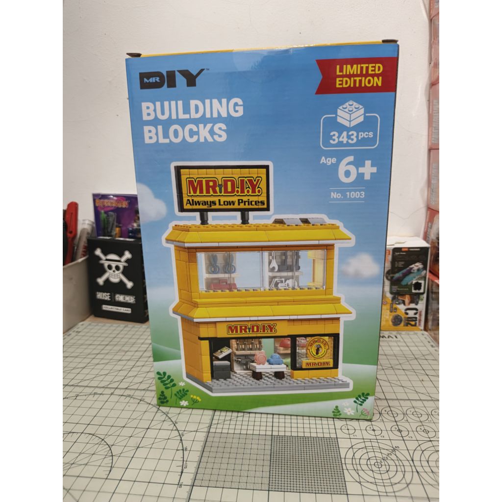 MR. DIY STORE BUILDING BLOCKS LIMITED EDITION