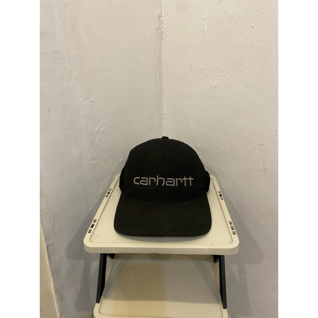 Carhartt trucker hat