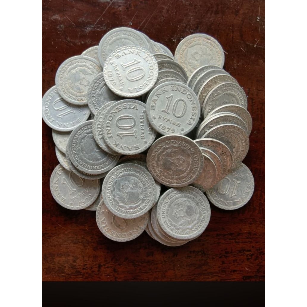 10 rupiah 1979 asli. 1keping