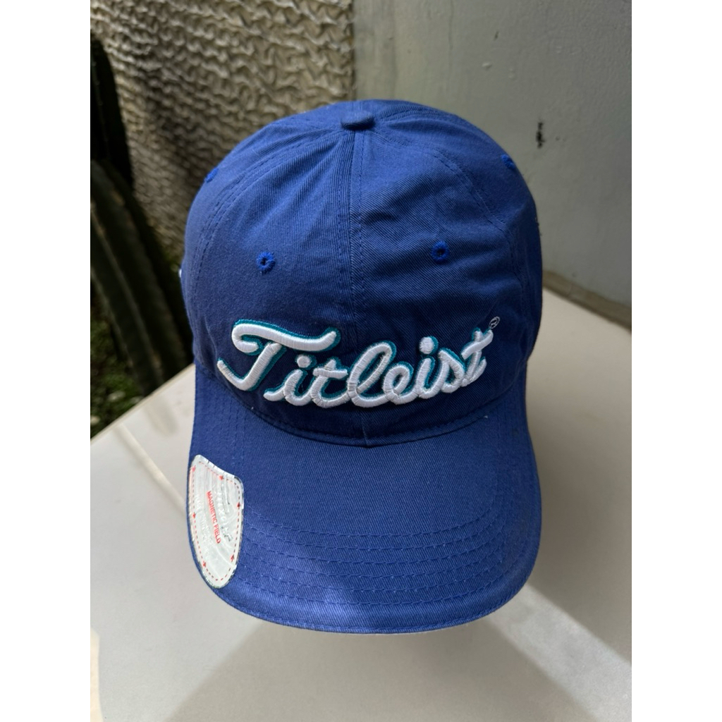 Topi Golf TITLEIST