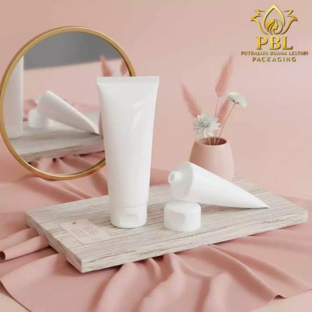 Botol Tube 100ml Putih / Botol Tube Fliptop 100ml / Botol Face Wash 100ml