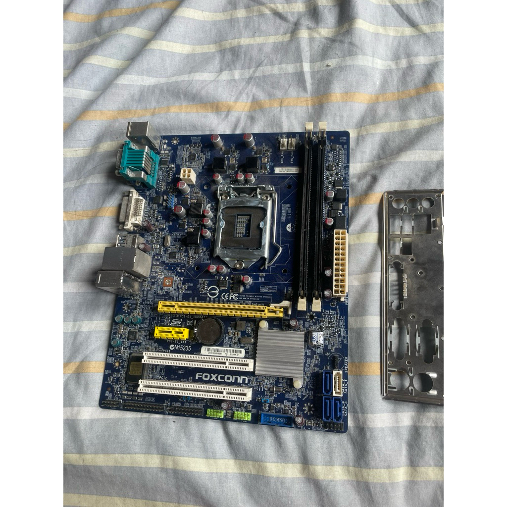 mainboard motherboard foxconn lga 1155 support intel gen2/gen3