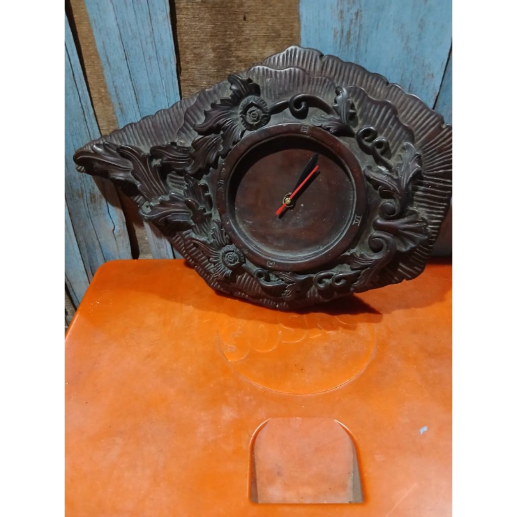jam dinding lukisan ukir kayu 195rb jadul antik kuno lawas vintage display normal