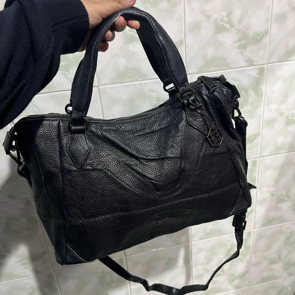 Tas Slingbag Esquire Kulit Asli warna Hitam | Preloved Bekas Pribadi Second