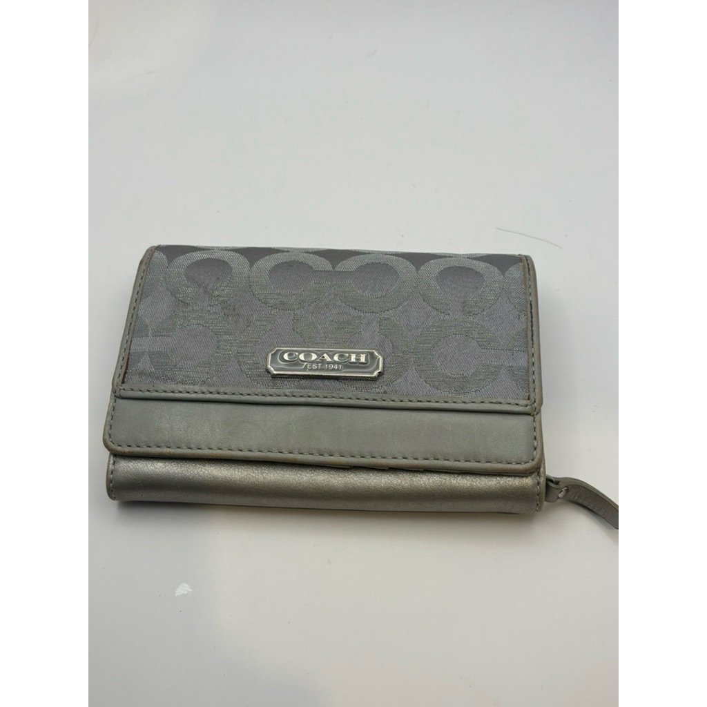 Dompet lipat perempuan Coach